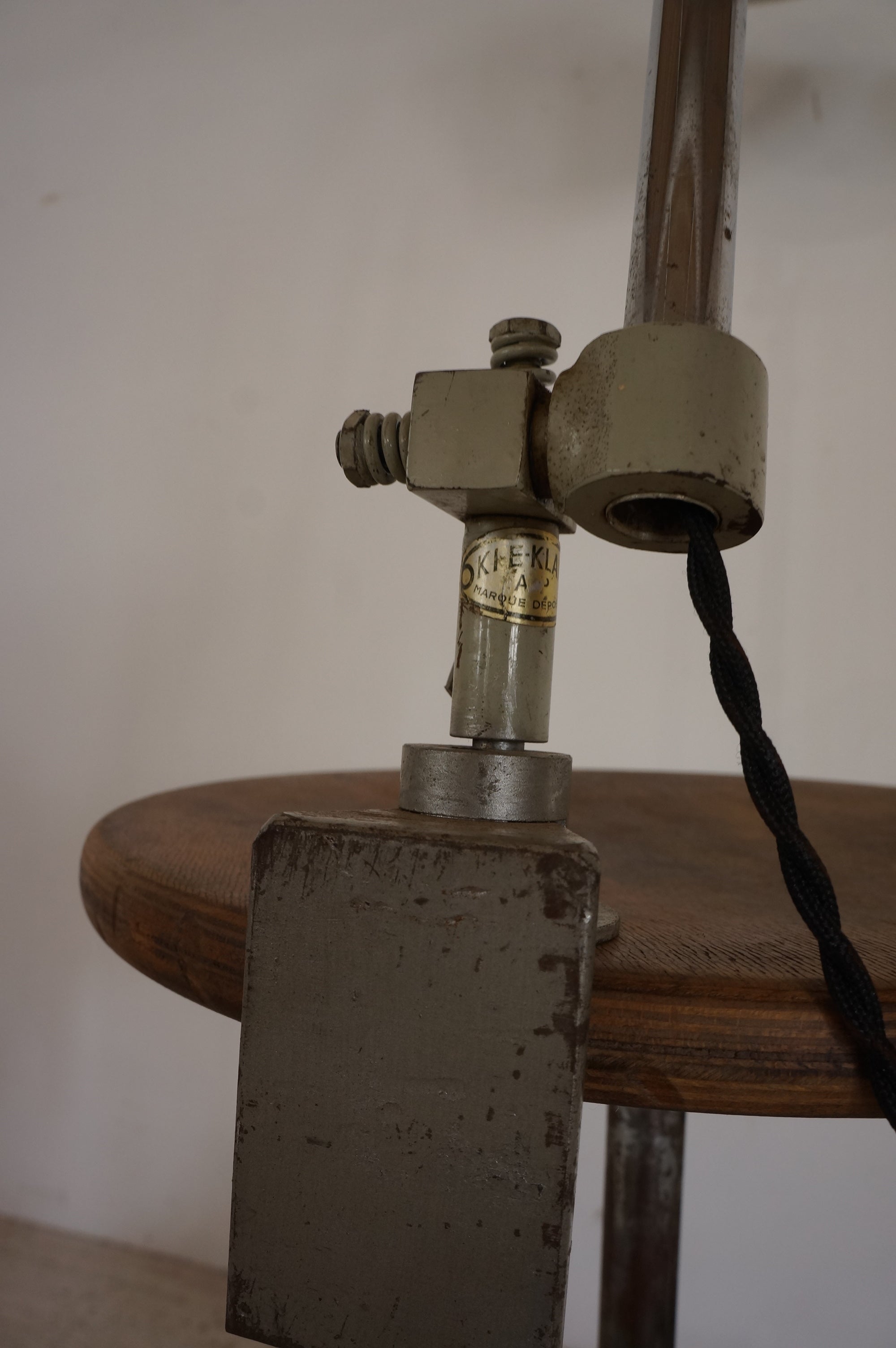 Clamp Lamp / "KI-E-KLAIR"