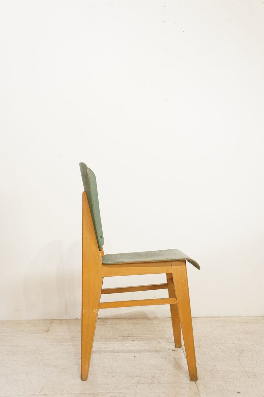 Standerd Chair / Vauconsan