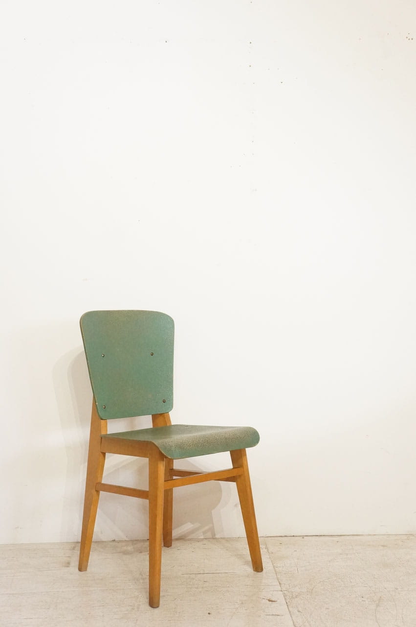 Standerd Chair / Vauconsan