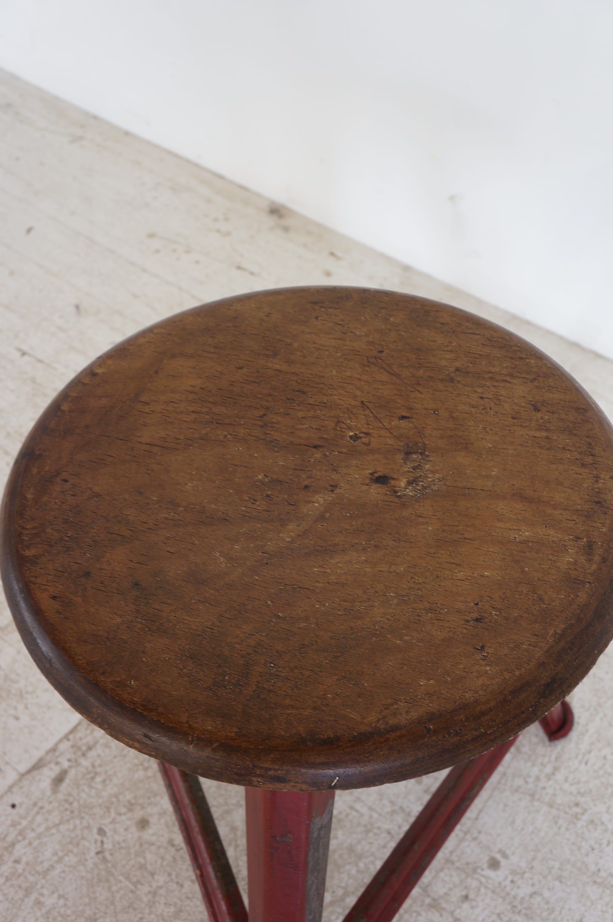 Stool / ROWAC