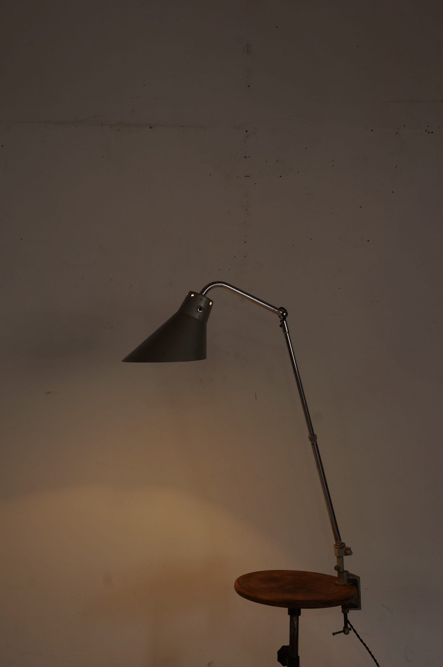 Clamp Lamp / "KI-E-KLAIR"