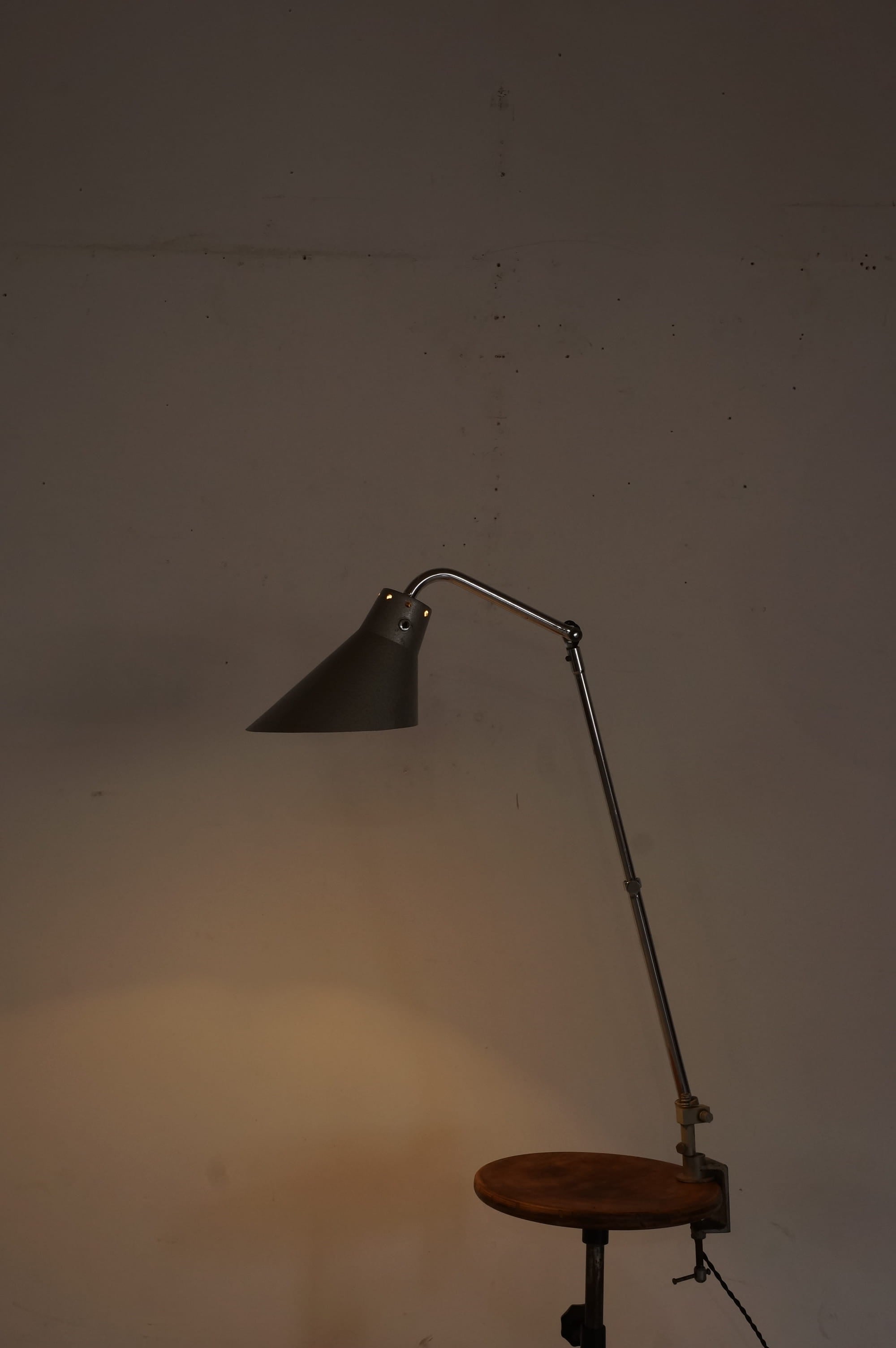 Clamp Lamp / "KI-E-KLAIR"