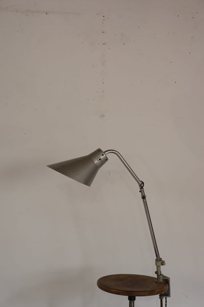 Clamp Lamp / "KI-E-KLAIR"