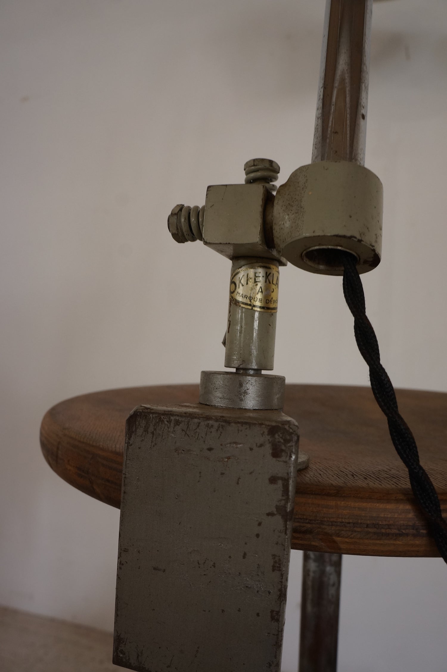 Clamp Lamp / "KI-E-KLAIR"