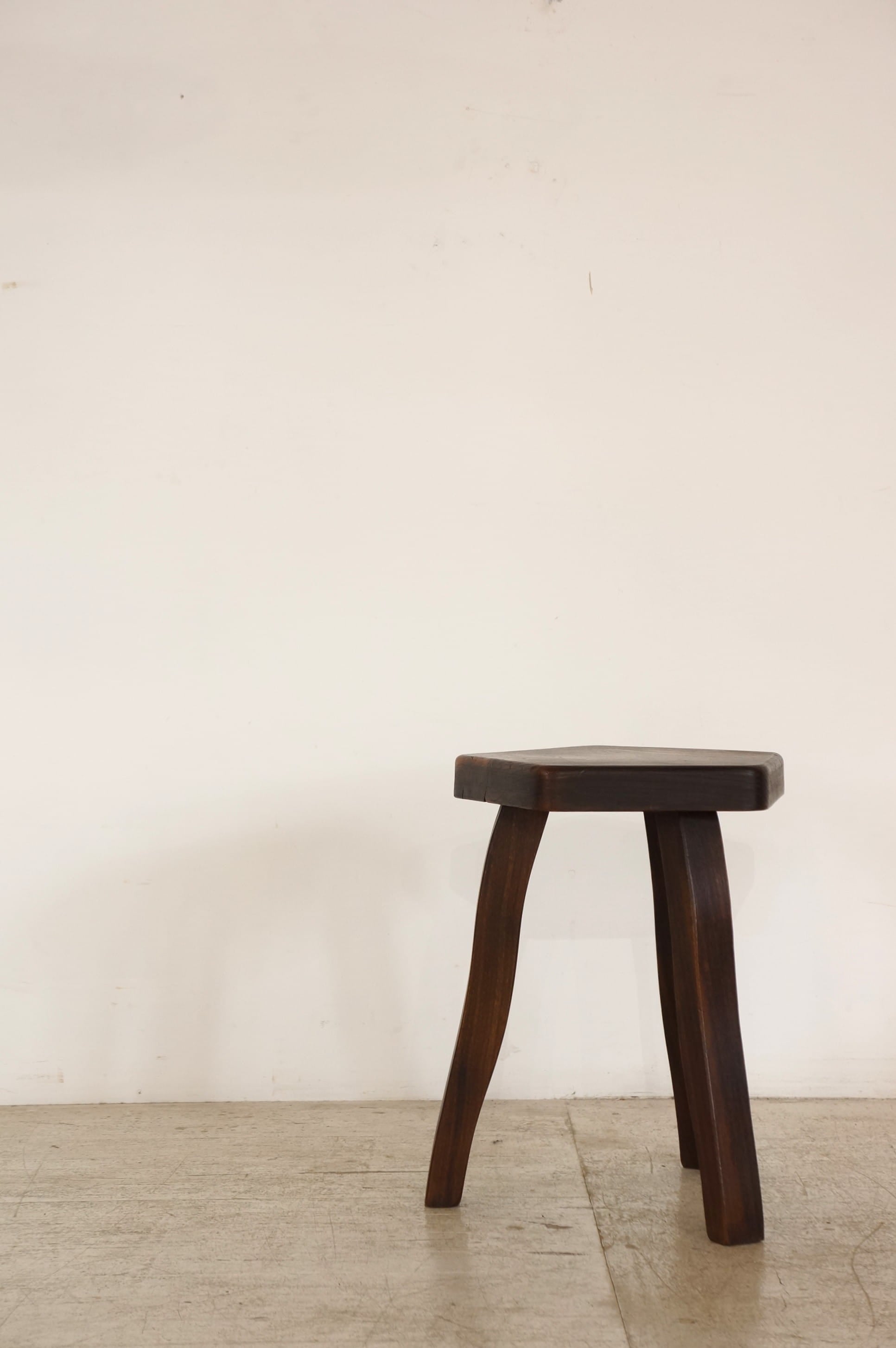 Tripod Stool /  Aranjou （商談中）