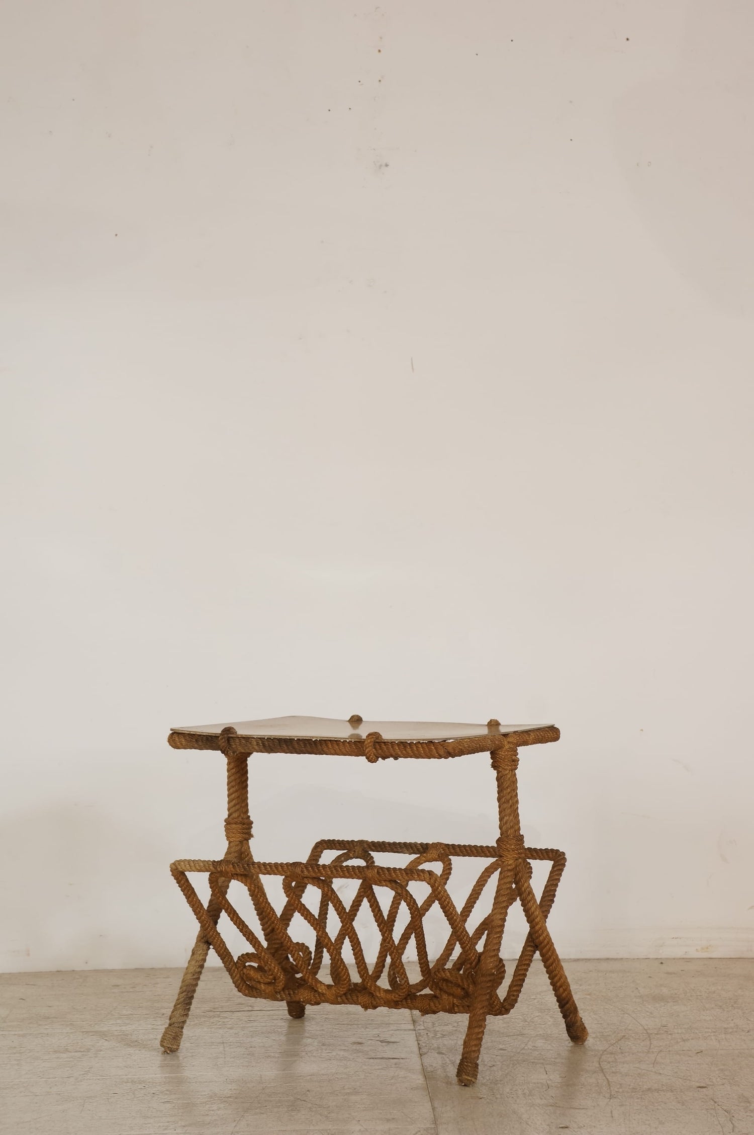 Rope Coffee Table with Magazine Rack /  Audoux-Minet