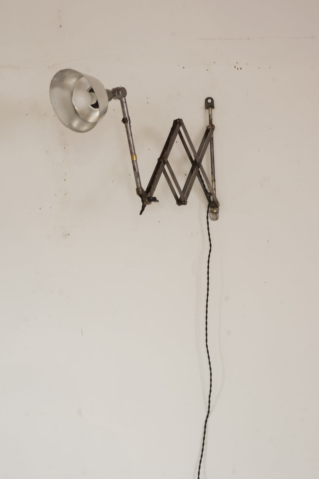 Vintage  Scissor Wall Lamp / Midgard