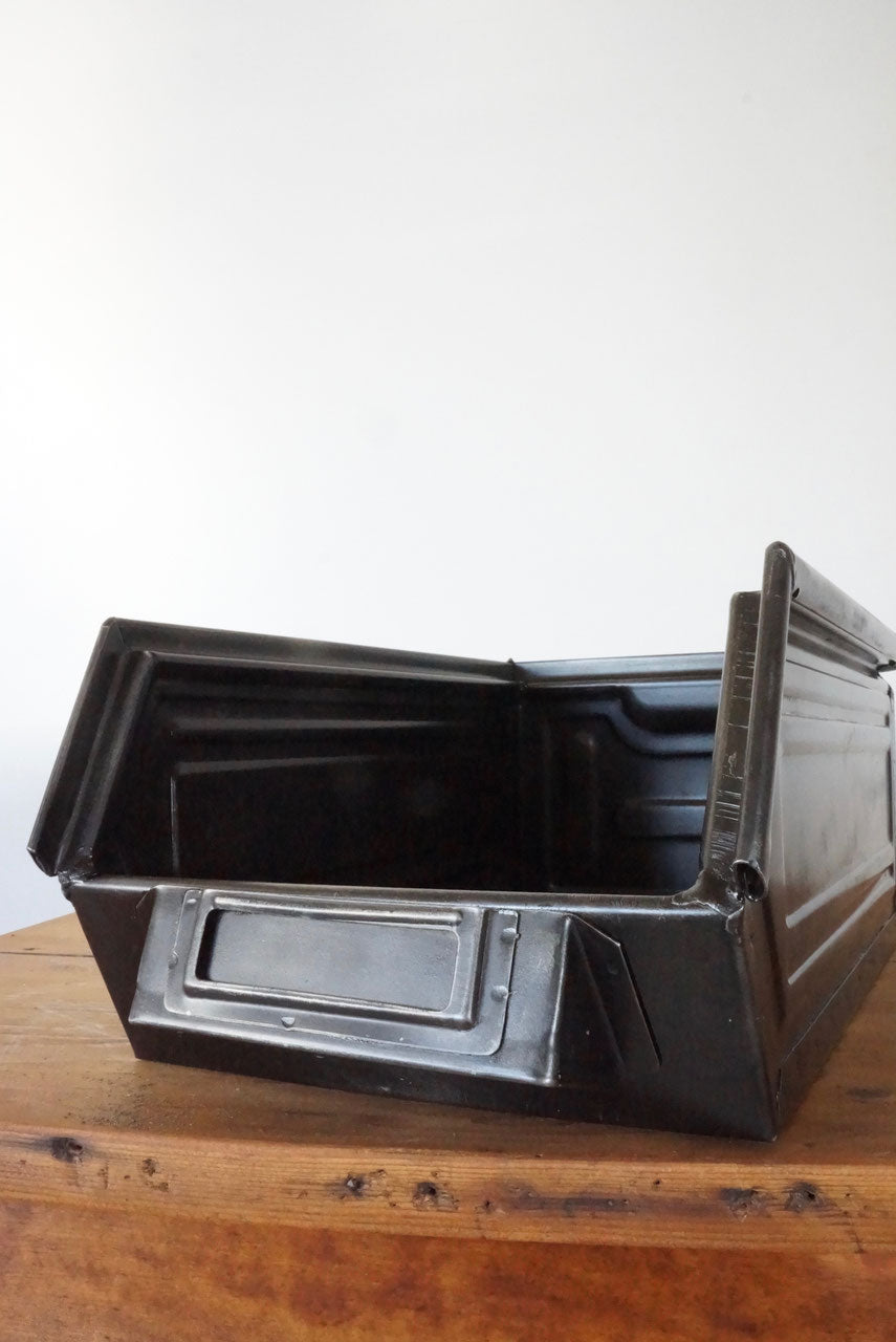 TOOL BOX