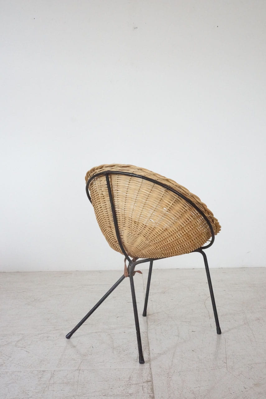 Wicker kids chair