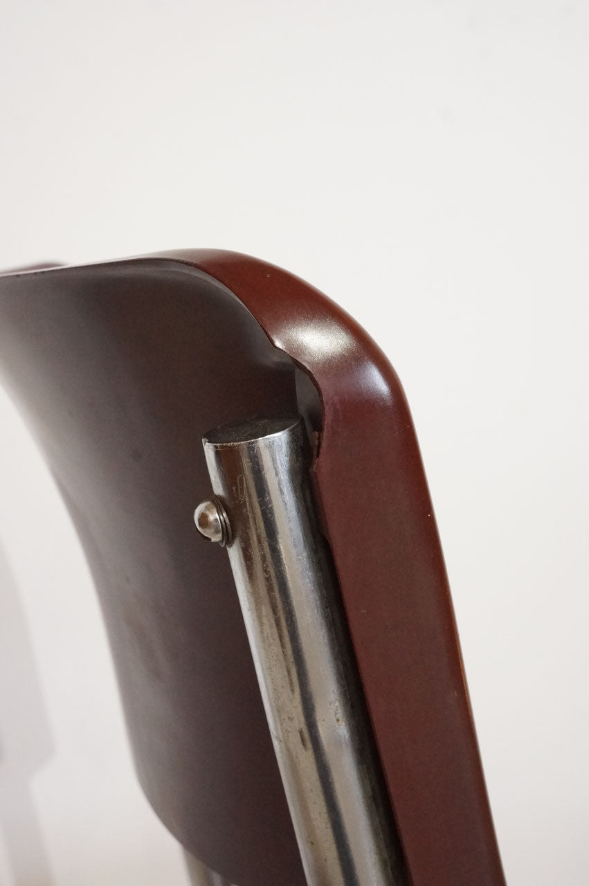 Chair / Rene Herbest – Wormhole Furniture