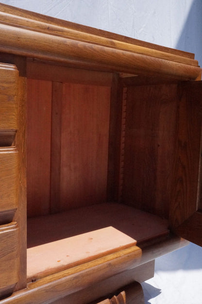 Side Board