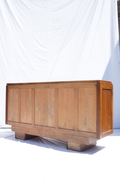 Side Board