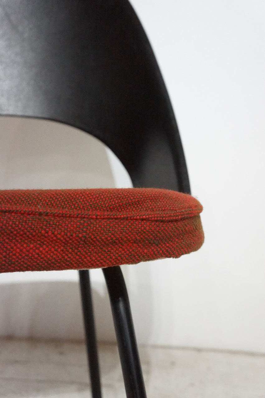 Exective Side Chair / Knoll