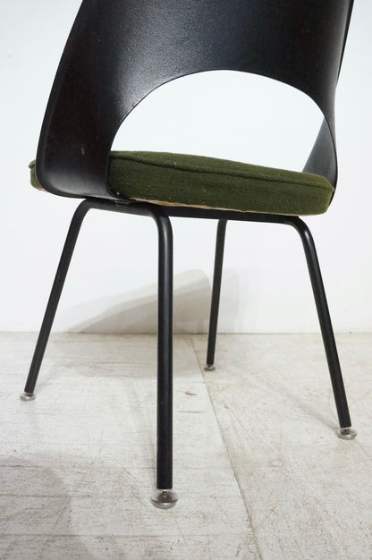 Exective Side Chair / Knoll