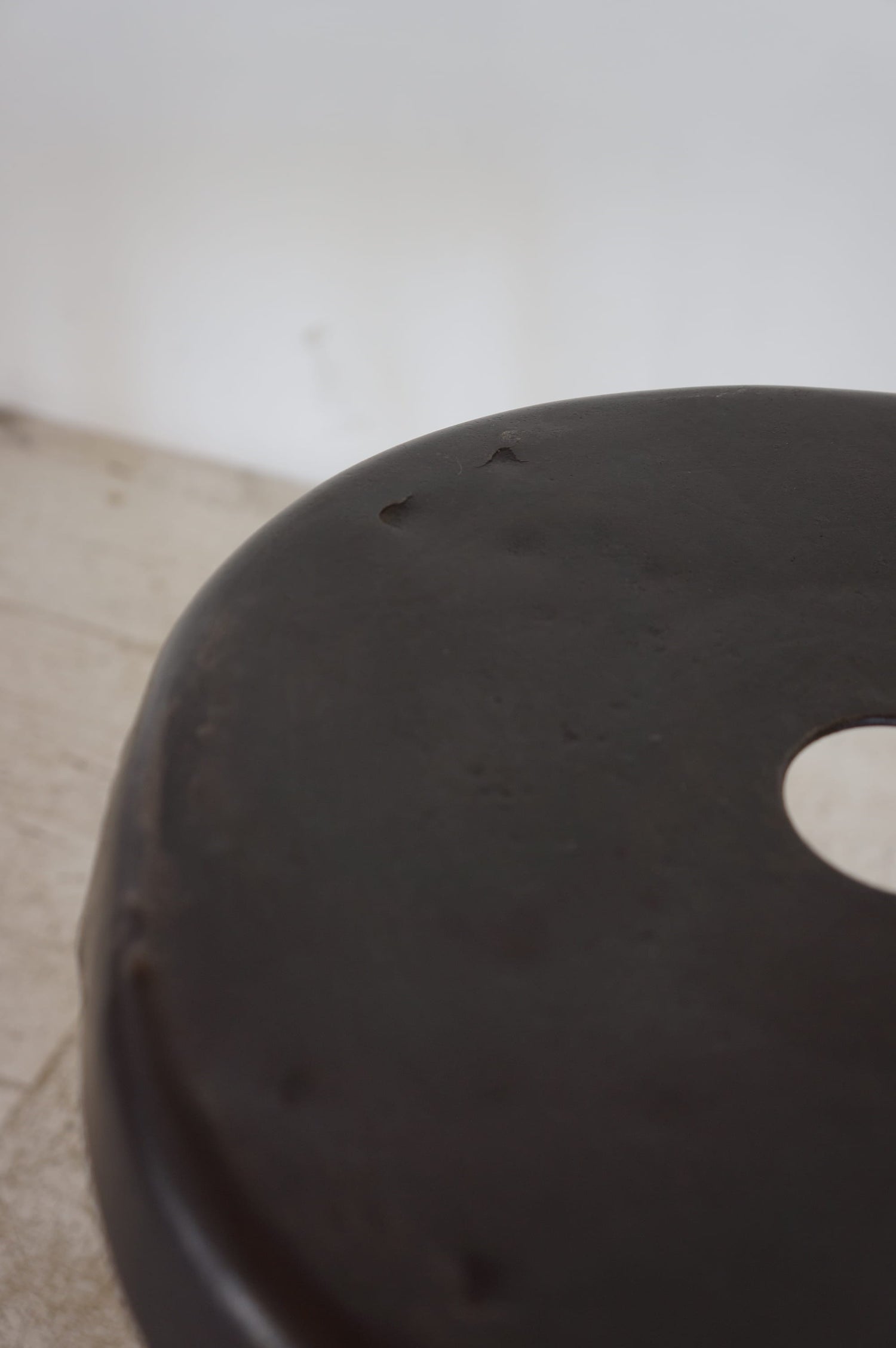 Stool / NICOLLE