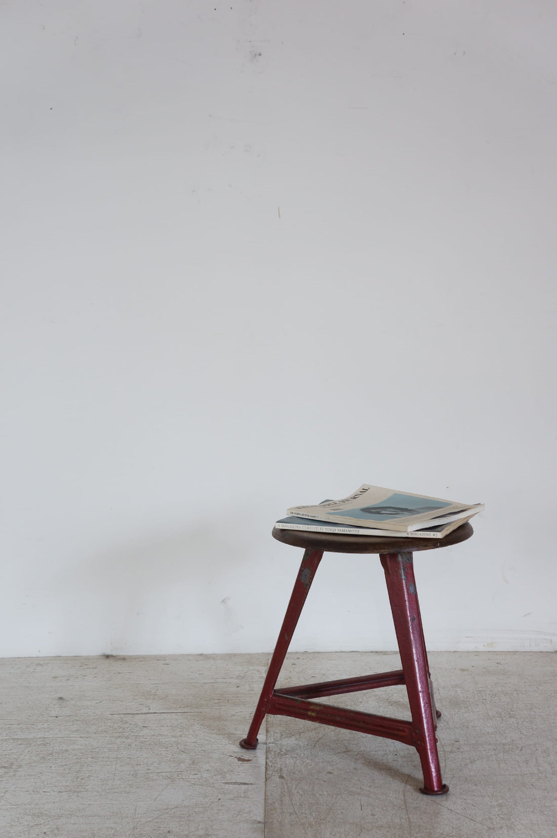 Stool / ROWAC