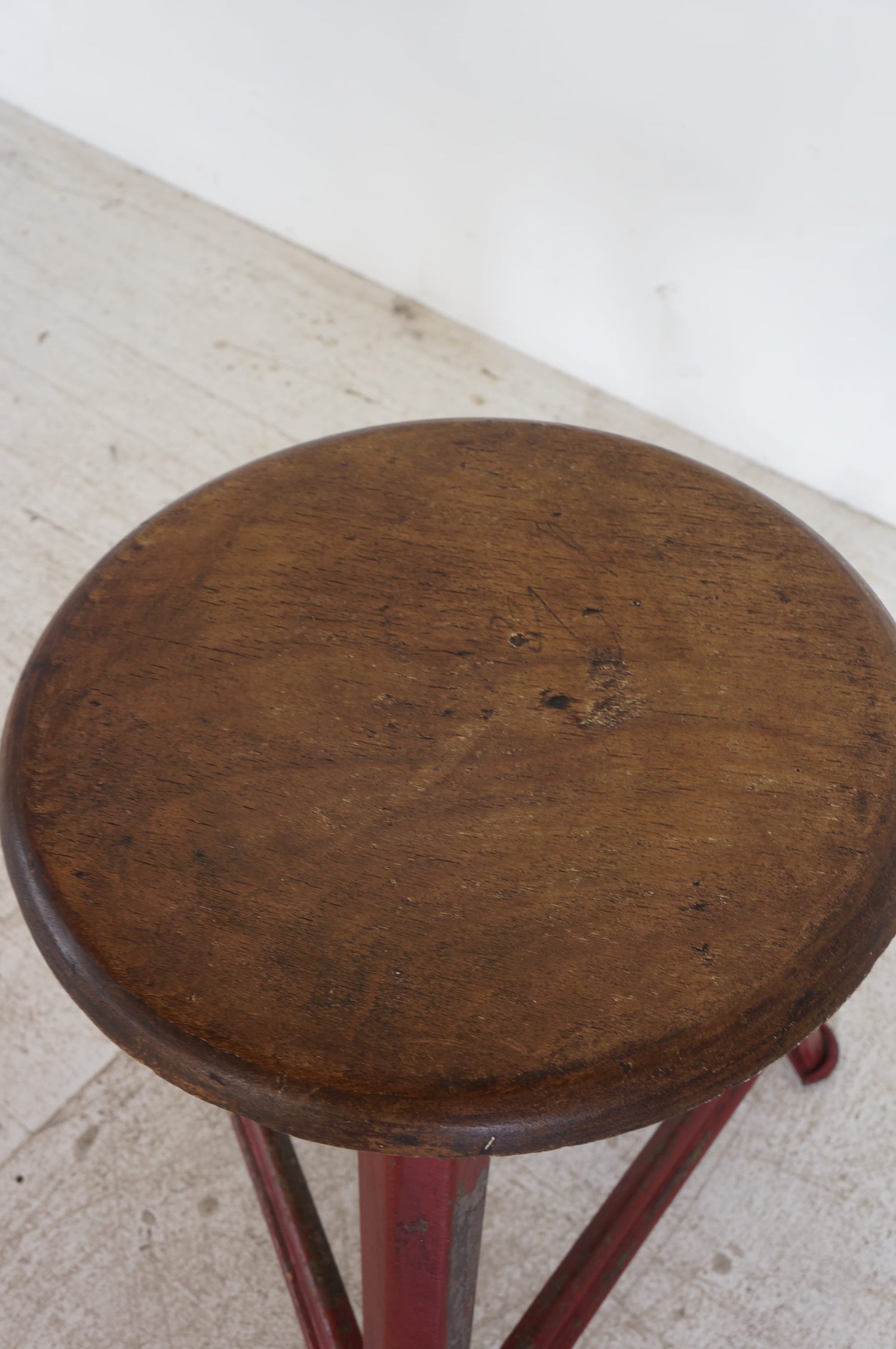 Stool / ROWAC