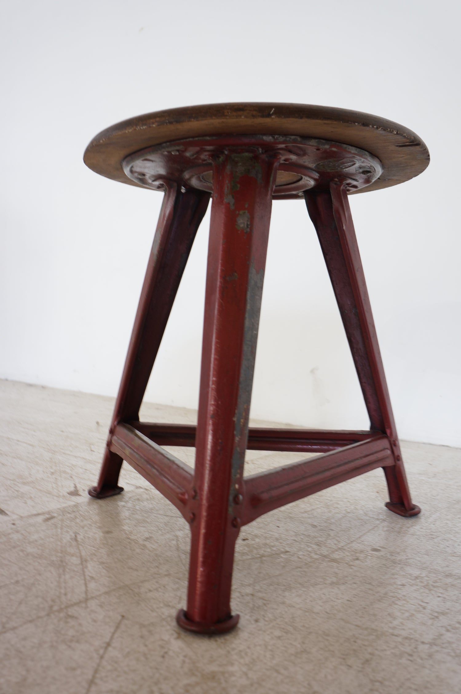 Stool / ROWAC
